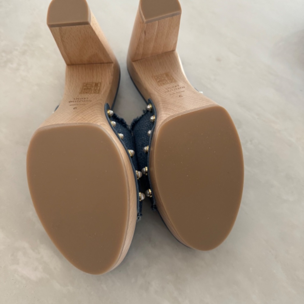 Stuart Weitzman PEARL CLOG 85 SANDAL - Picture 3 of 4